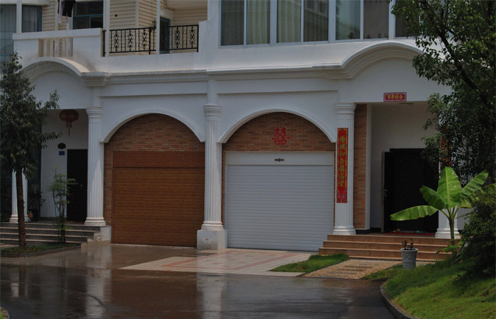 佛山朱先生别墅自动车库门工程