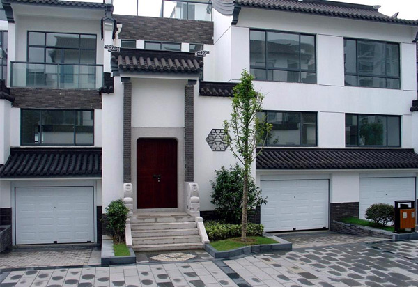 小兵翻板车库门